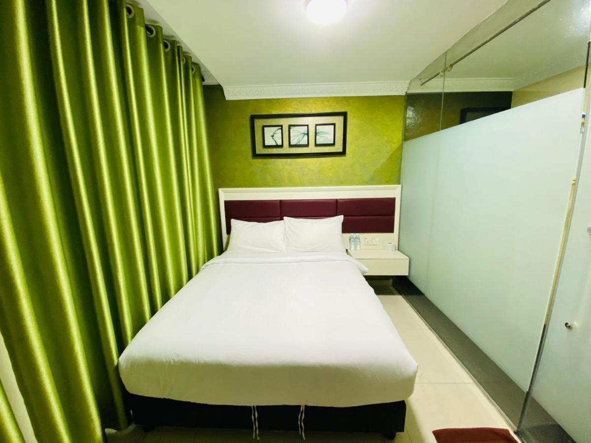 Surya Boutique Hotel Klang Extérieur photo